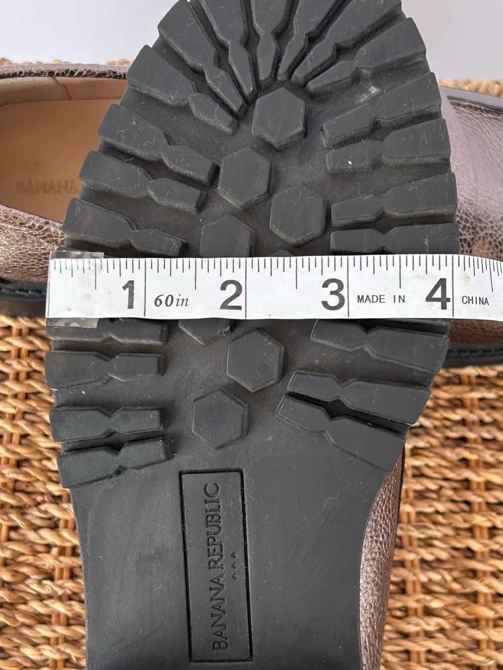Banana Republic Factory Women’s Vee Strap Lug Loafer in Pewter Size 8